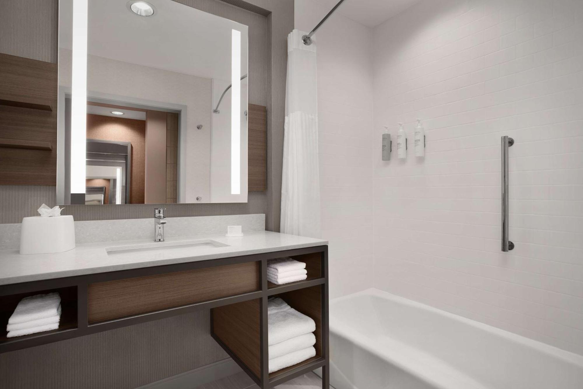 Hilton Garden Inn Denver Airport Tower Road Eksteriør billede